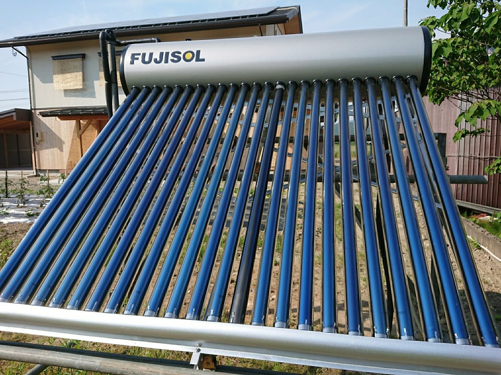 190624_専務自邸 太陽熱温水器始動しました。 新発田の家を暖かくしたい！ 熊谷建設